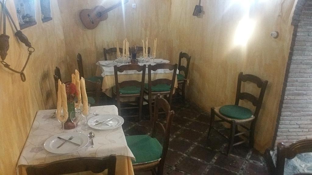 Árchez Posada Meson Mudejar المظهر الخارجي الصورة